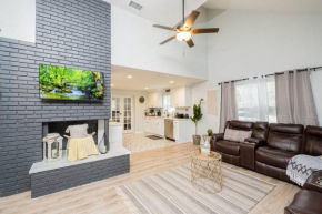 Tampa Hotspot*Spacious*Near Busch Gardens*Sleep 12